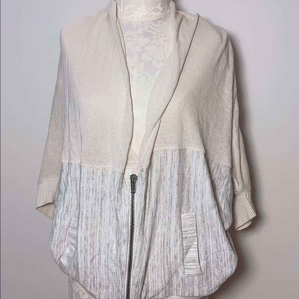 NWT Anthologies Moss cardigan with zipped closure